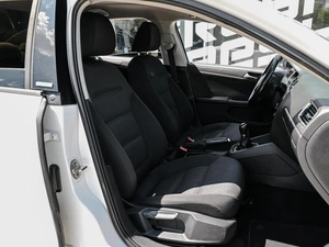 Седан Volkswagen Jetta 2014 года, 1040000 рублей, Волгоград