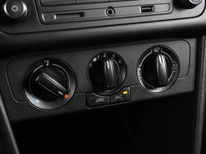 Седан Volkswagen Polo 2019 года, 1299000 рублей, Воронеж