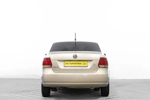 Седан Volkswagen Polo 2013 года, 799000 рублей, Барнаул