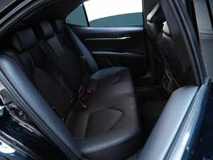 Седан Toyota Camry 2021 года, 2988888 рублей, Москва