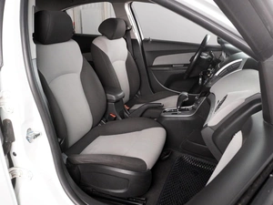 Седан Chevrolet Cruze 2013 года, 819000 рублей, Красный Пахарь
