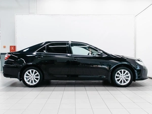 Седан Toyota Camry 2017 года, 1924000 рублей, Красноярск