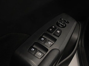 Седан Hyundai Solaris 2021 года, 1555000 рублей, Красноярск