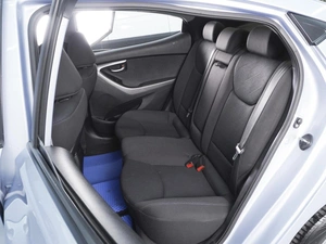 Седан Hyundai Elantra 2011 года, 1150000 рублей, Ростов-на-Дону
