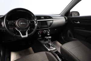 Седан Kia Rio 2018 года, 1589000 рублей, Новосибирск