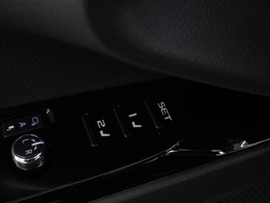 Седан Toyota Camry 2019 года, 2915000 рублей, Воронеж