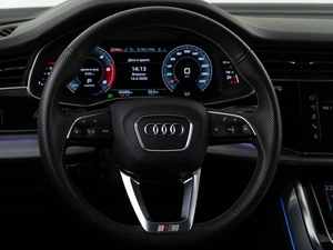 Внедорожник Audi Q8 2020 года, 7898999 рублей, Москва