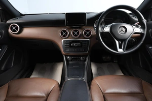 Хетчбэк Mercedes-benz A-класс 2013 года, 1669000 рублей, Новосибирск