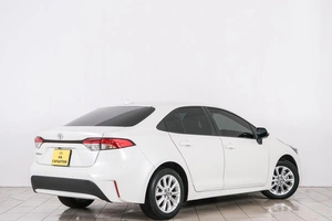 Универсал Toyota Corolla 2019 года, 1890000 рублей, Красноярск