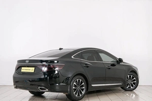 Седан Hyundai Grandeur 2012 года, 1349000 рублей, Красноярск