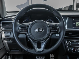 Седан Kia Optima 2016 года, 1769000 рублей, Ставрополь
