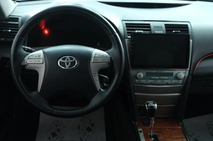 Седан Toyota Camry 2007 года, 899000 рублей, Омск