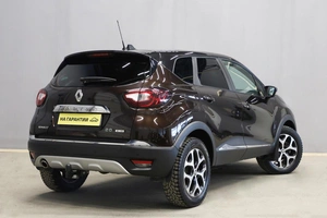 Внедорожник Renault Kaptur 2019 года, 1699000 рублей, Новосибирск