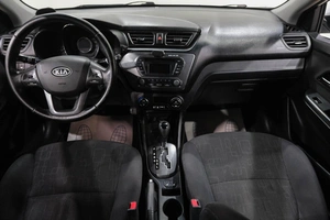 Седан Kia Rio 2011 года, 799000 рублей, Новокузнецк