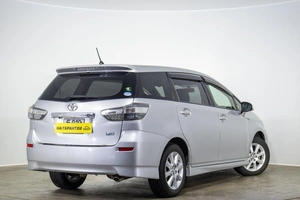 Минивэн Toyota Wish 2013 года, 1529000 рублей, Оренбург