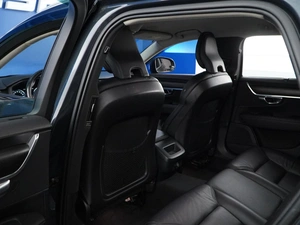 Универсал Volvo V90 Cross Country 2019 года, 2149046 рублей, Москва