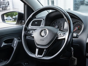 Седан Volkswagen Polo 2017 года, 1199000 рублей, Волгоград