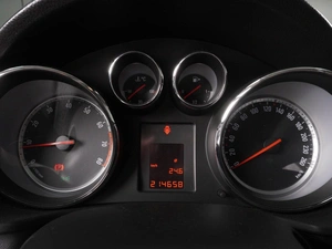 Седан Opel Insignia 2013 года, 1165000 рублей, Минеральные Воды