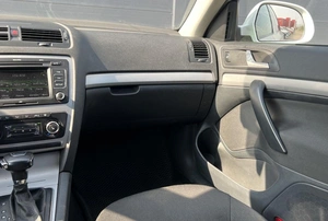 Лифтбек Skoda Octavia 2012 года, 700000 рублей, Солонцы