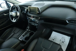 Внедорожник Hyundai Santa Fe 2018 года, 2689000 рублей, Омск