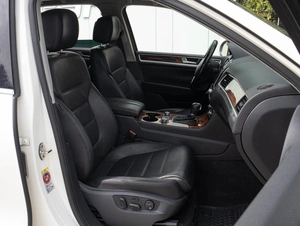 Внедорожник Volkswagen Touareg 2011 года, 2399000 рублей, Большой Сочи