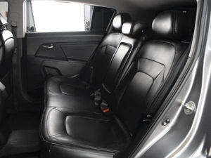 Внедорожник Kia Sportage 2010 года, 980000 рублей, Омск