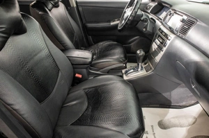 Седан Toyota Corolla 2006 года, 799000 рублей, Барнаул