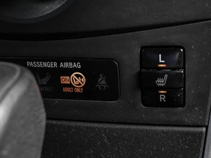 Седан Toyota Corolla 2010 года, 1044000 рублей, Кирилловка