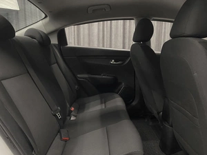 Седан Kia Rio 2020 года, 1150000 рублей, Красноярск