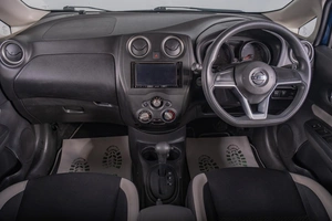 Хетчбэк Nissan Note 2019 года, 1059000 рублей, Томск
