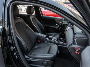 Хетчбэк Mercedes-benz A-класс 2019 года, 2098000 рублей, Краснодар