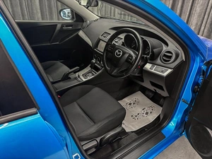 Хетчбэк Mazda Axela 2010 года, 799000 рублей, Красноярск