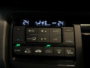 Минивэн Honda Stepwgn Spada 2017 года, 1897000 рублей, Красноярск