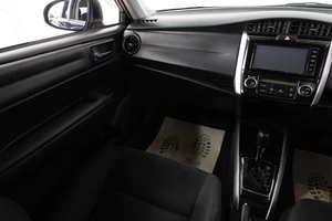 Универсал Toyota Corolla Fielder 2017 года, 1159000 рублей, Красноярск