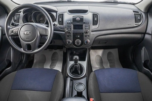 Седан Kia Cerato 2010 года, 749000 рублей, Барнаул