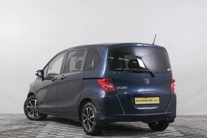 Минивэн Honda Freed 2010 года, 1149000 рублей, Кемерово