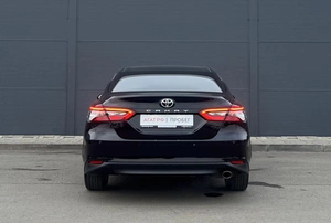 Седан Toyota Camry 2023 года, 3302000 рублей, Солонцы