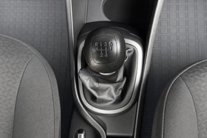 Седан Kia Rio 2012 года, 959000 рублей, Челябинск