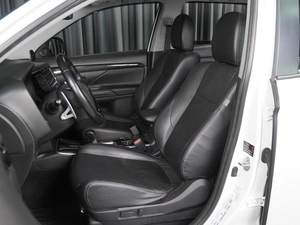 Внедорожник Mitsubishi Outlander 2017 года, 2385000 рублей, Волгоград