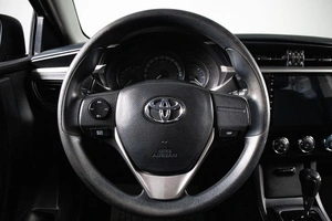 Седан Toyota Corolla 2013 года, 1229000 рублей, Сургут