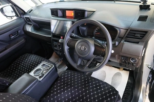 Минивэн Toyota Roomy 2021 года, 1349000 рублей, Омск