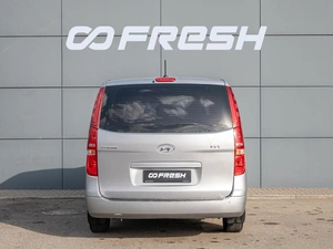 Минивэн Hyundai H-1 2017 года, 2320000 рублей, Краснодар