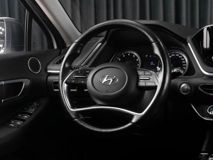 Седан Hyundai Sonata 2020 года, 2199000 рублей, Тюмень
