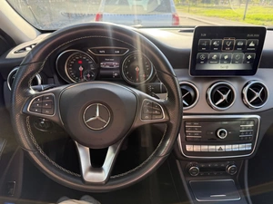 Внедорожник Mercedes-Benz GLA-класс 2017 года, 2650000 рублей, Красноярск