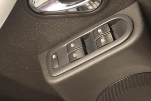 Внедорожник Nissan Terrano 2015 года, 999000 рублей, Челябинск