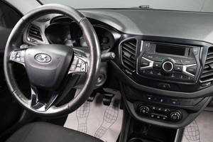 Седан ВАЗ (LADA) Vesta 2020 года, 719000 рублей, Оренбург