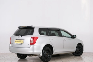 Универсал Toyota Corolla Fielder 2007 года, 779000 рублей, Красноярск