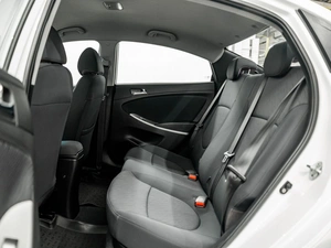 Седан Hyundai Solaris 2013 года, 1000000 рублей, Красноярск