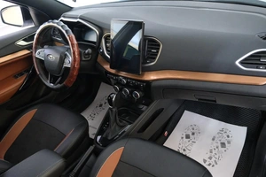 Седан ВАЗ (LADA) Vesta Cross 2024 года, 1819000 рублей, Омск