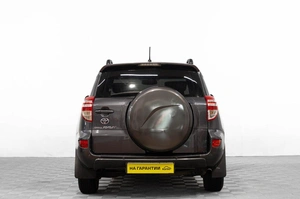Внедорожник Toyota RAV4 2012 года, 1549000 рублей, Барнаул